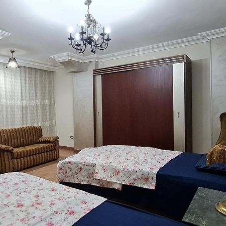Comfy 2-Bedrooms Apartment In Cairo 44-2 Kültér fotó