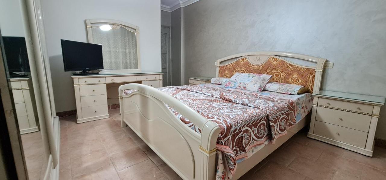 Comfy 2-Bedrooms Apartment In Cairo 44-2 Kültér fotó